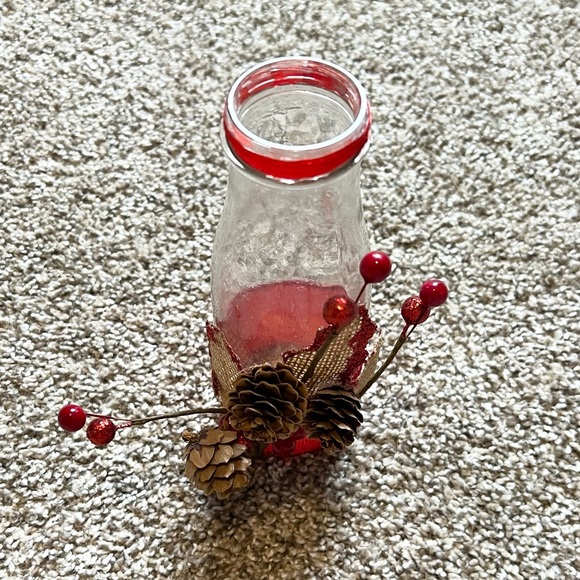 Handcrafted Christmas Vase - Picture 2 of 6